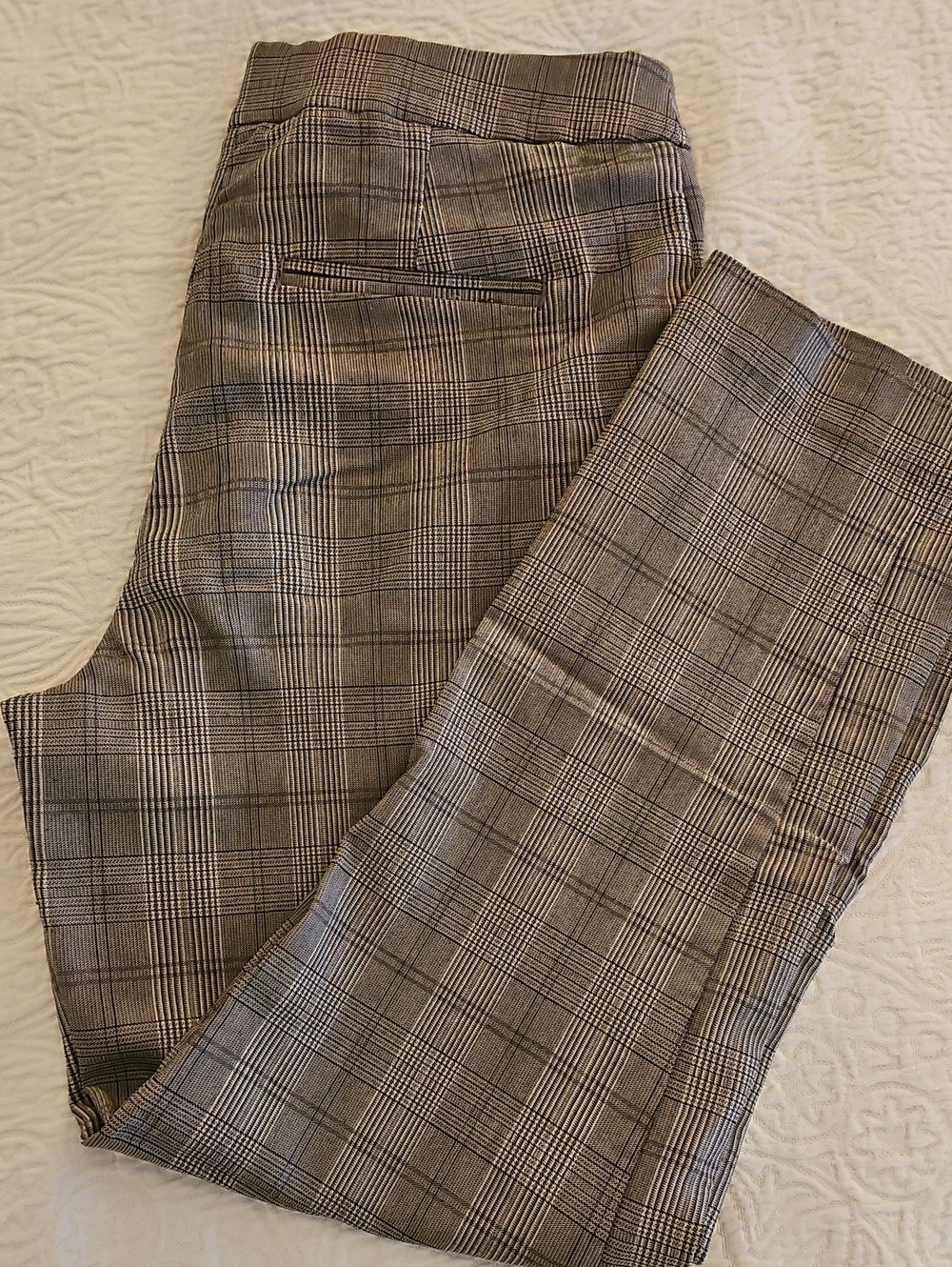 Hilary Radley Plaid Stretch Pull-on Straight-Leg Pants in Black and Brown